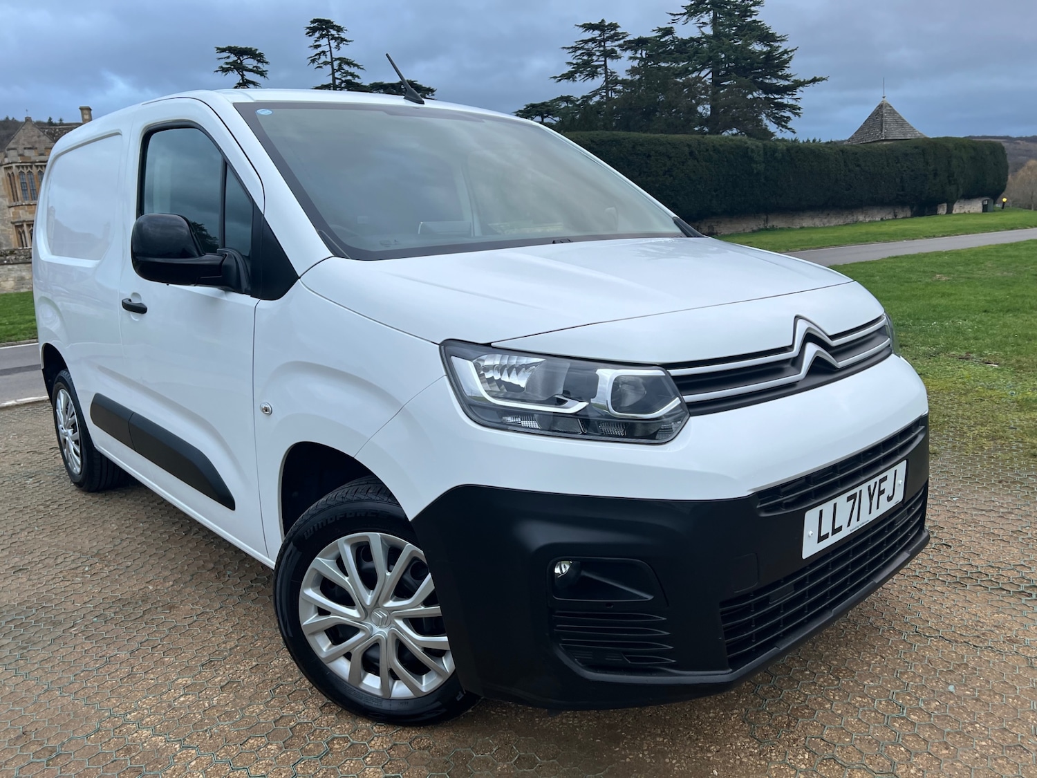 Used Citroen Berlingo 2021 for sale - 77314157: Photo 2