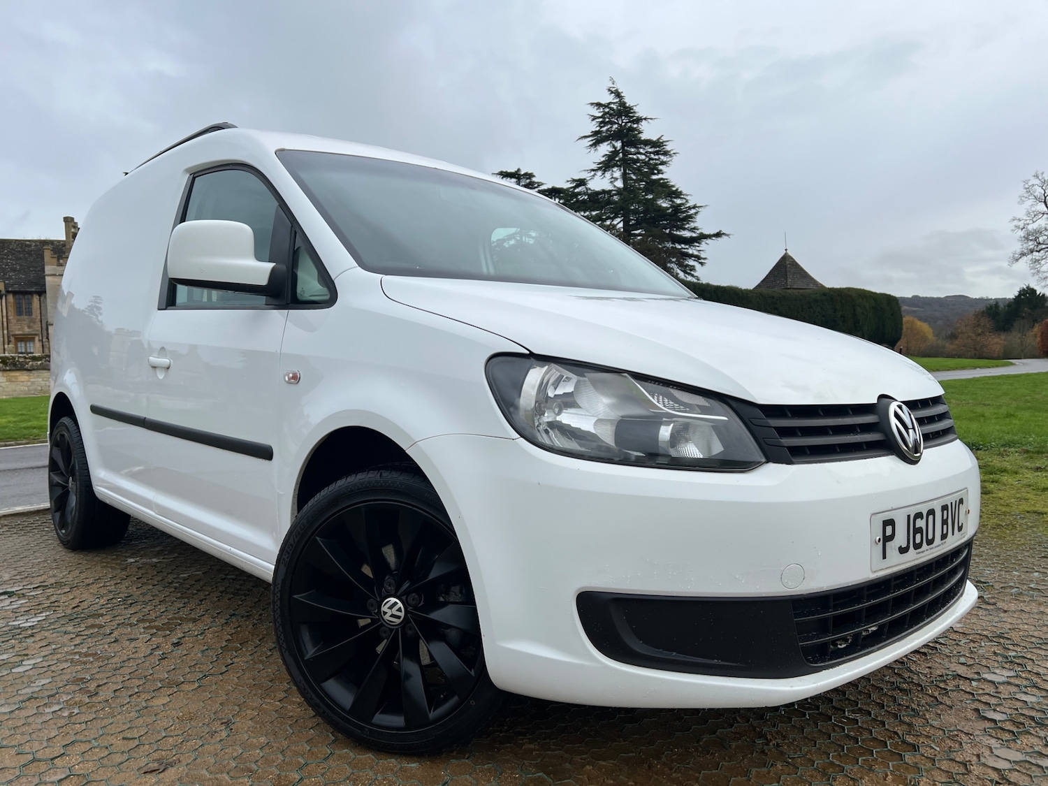 Used Volkswagen Caddy 2010 for sale - 76848865: Photo 1