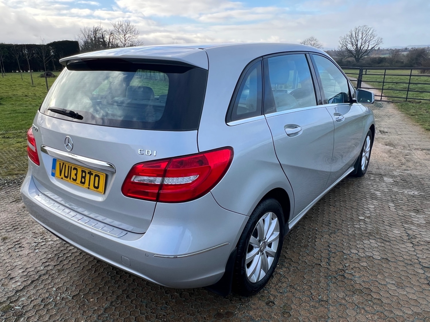 Used Mercedes-Benz B Class 2013 for sale - 77423676: Photo 14