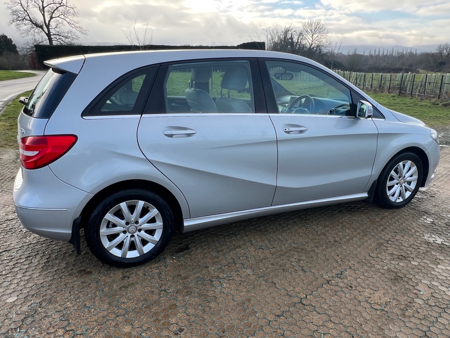 Used Mercedes-Benz B Class 2013 for sale - 77423676: Photo 15