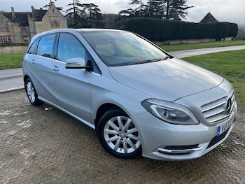 Used Mercedes-Benz B Class 2013 for sale - 77423676: Photo