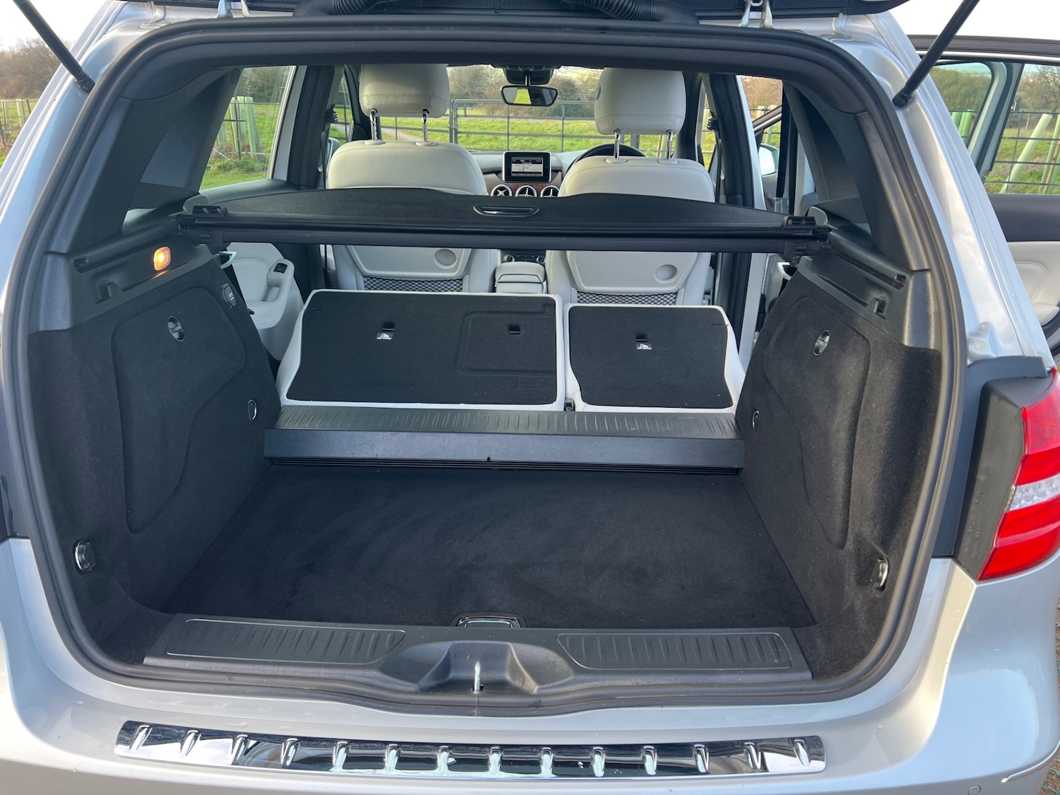 Used Mercedes-Benz B Class 2013 for sale - 77423676: Photo 35