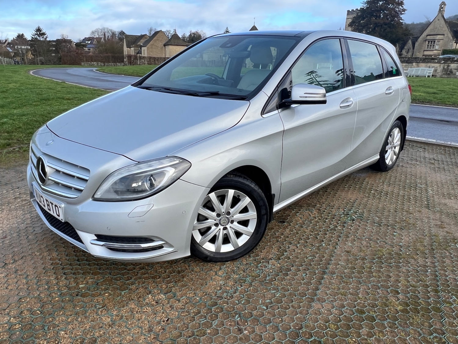 Used Mercedes-Benz B Class 2013 for sale - 77423676: Photo 8