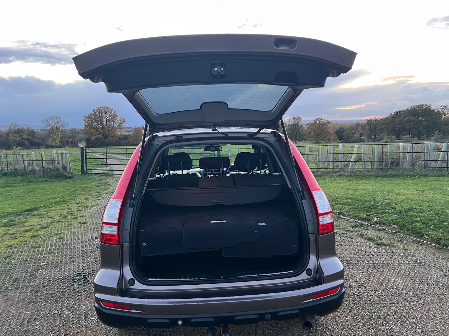 Used Honda CR-V 2010 for sale - 76440058: Photo 16