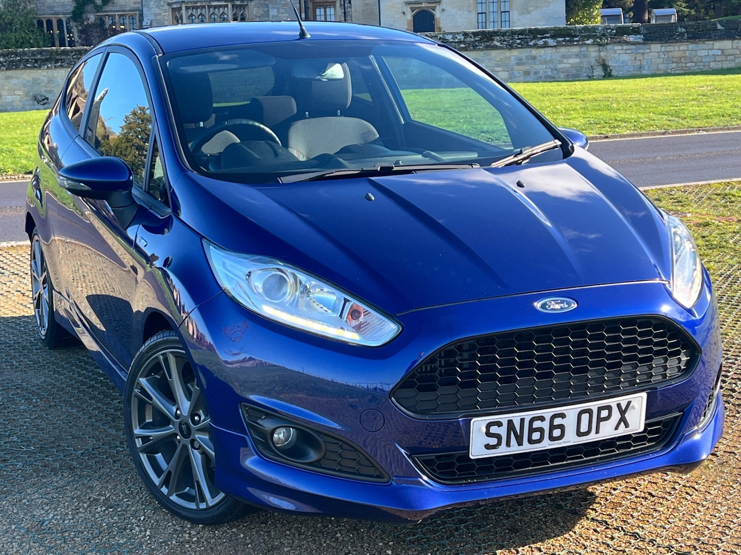 Used Ford Fiesta 2016 for sale - 76444407: Photo 2