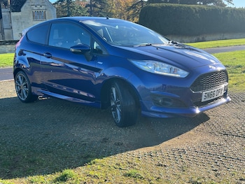 Used Ford Fiesta 2016 for sale - 76444407: Photo