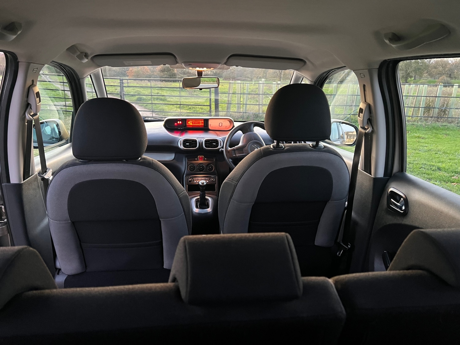 Used Citroen C3 Picasso 2011 for sale - 76627042: Photo 13