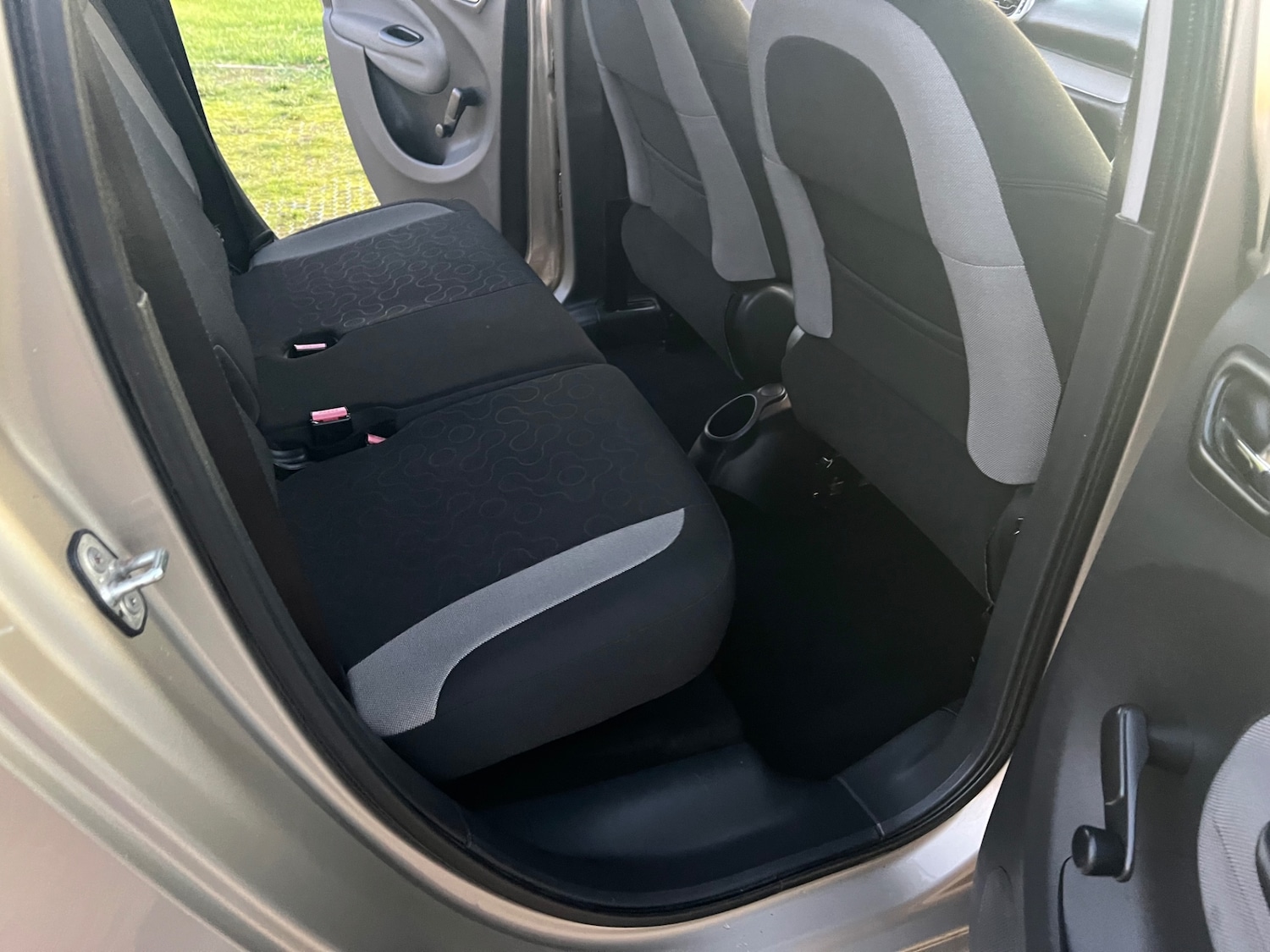 Used Citroen C3 Picasso 2011 for sale - 76627042: Photo 19