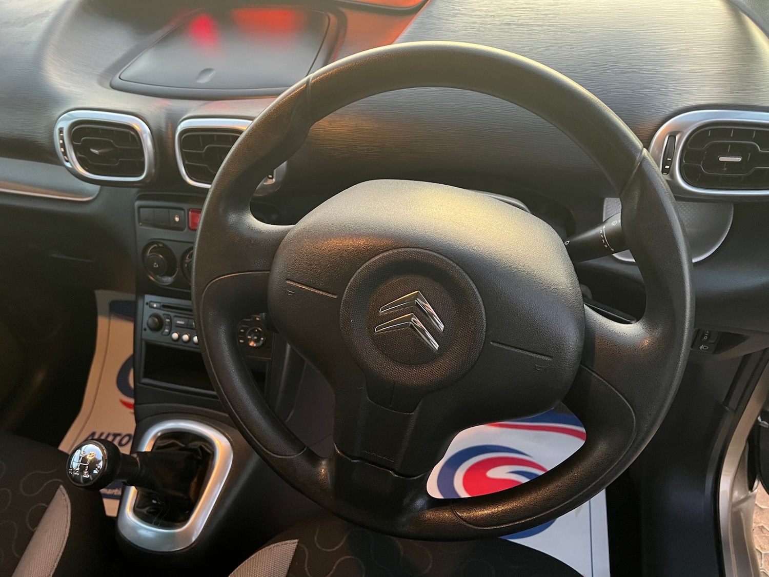 Used Citroen C3 Picasso 2011 for sale - 76627042: Photo 33