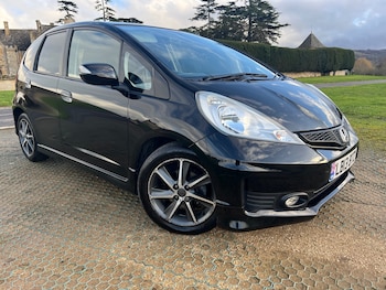 Used Honda Jazz 2013 for sale - 77319961: Photo