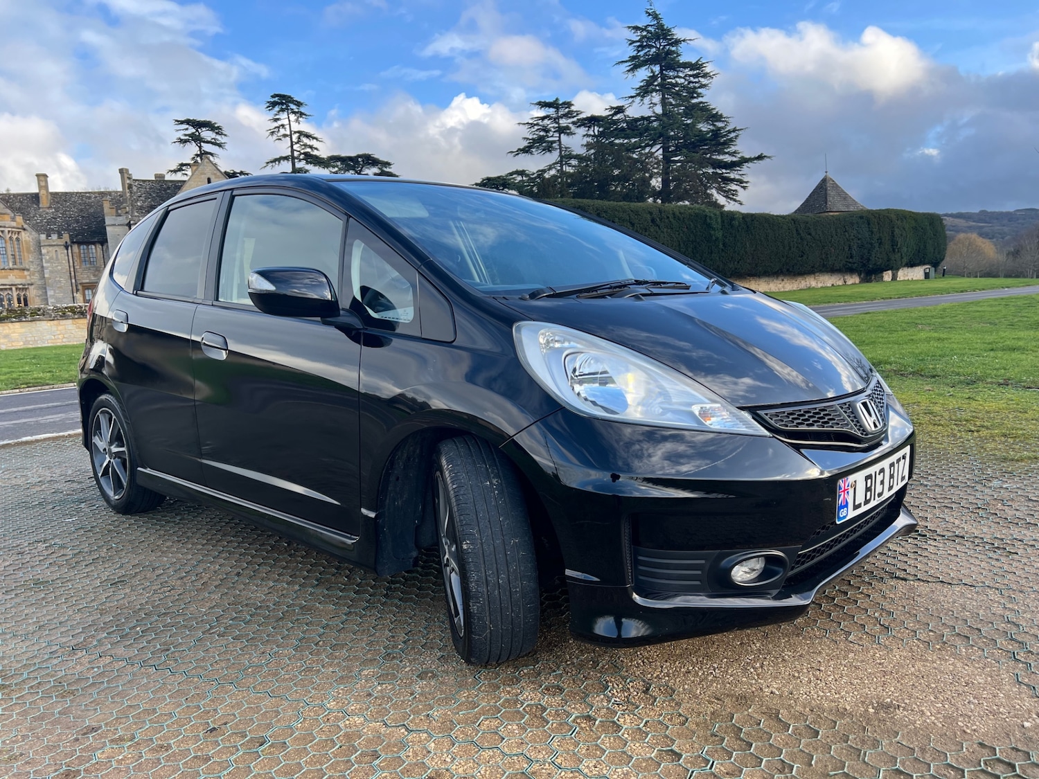 Used Honda Jazz 2013 for sale - 77319961: Photo 3