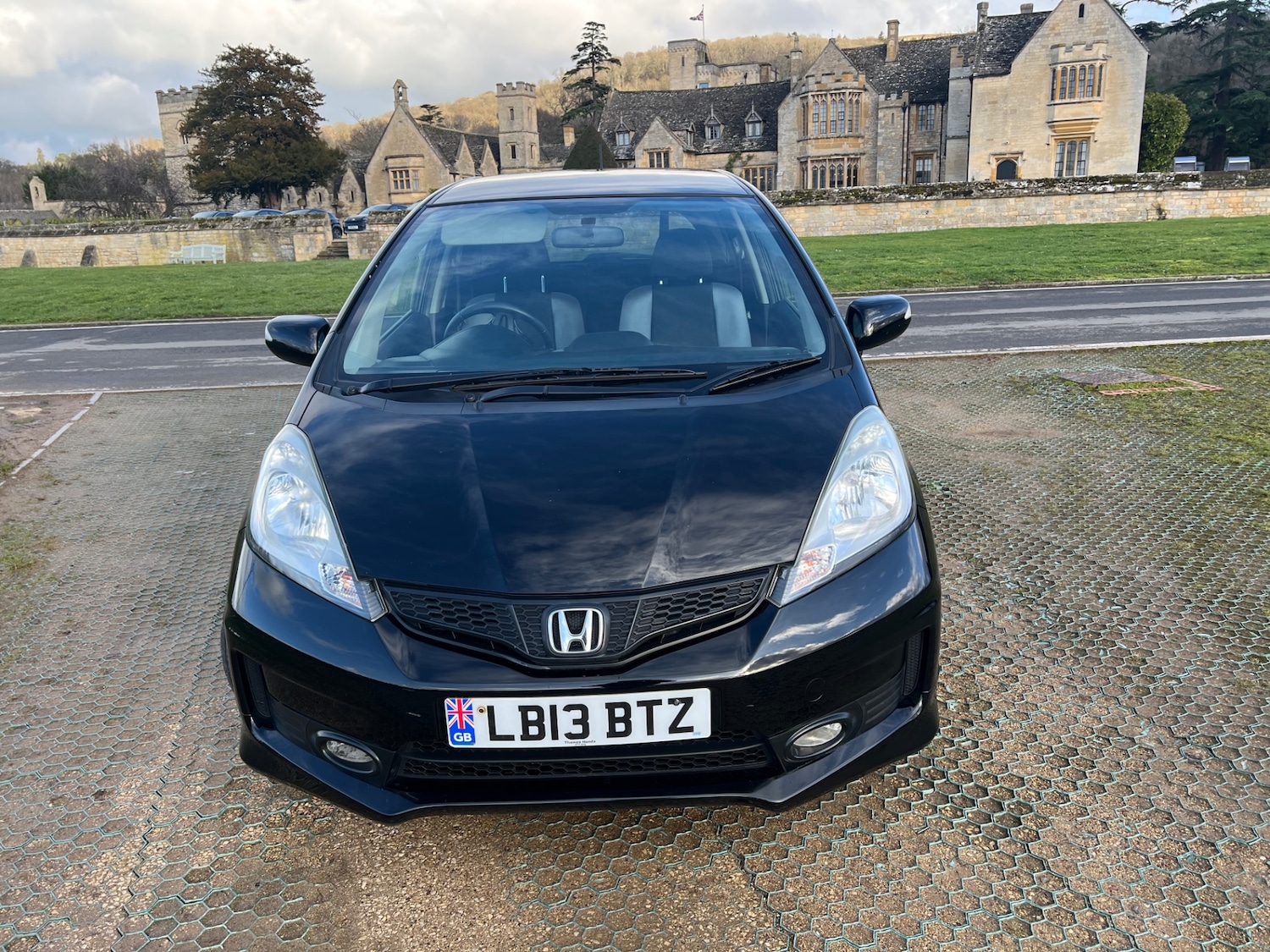 Used Honda Jazz 2013 for sale - 77319961: Photo 4