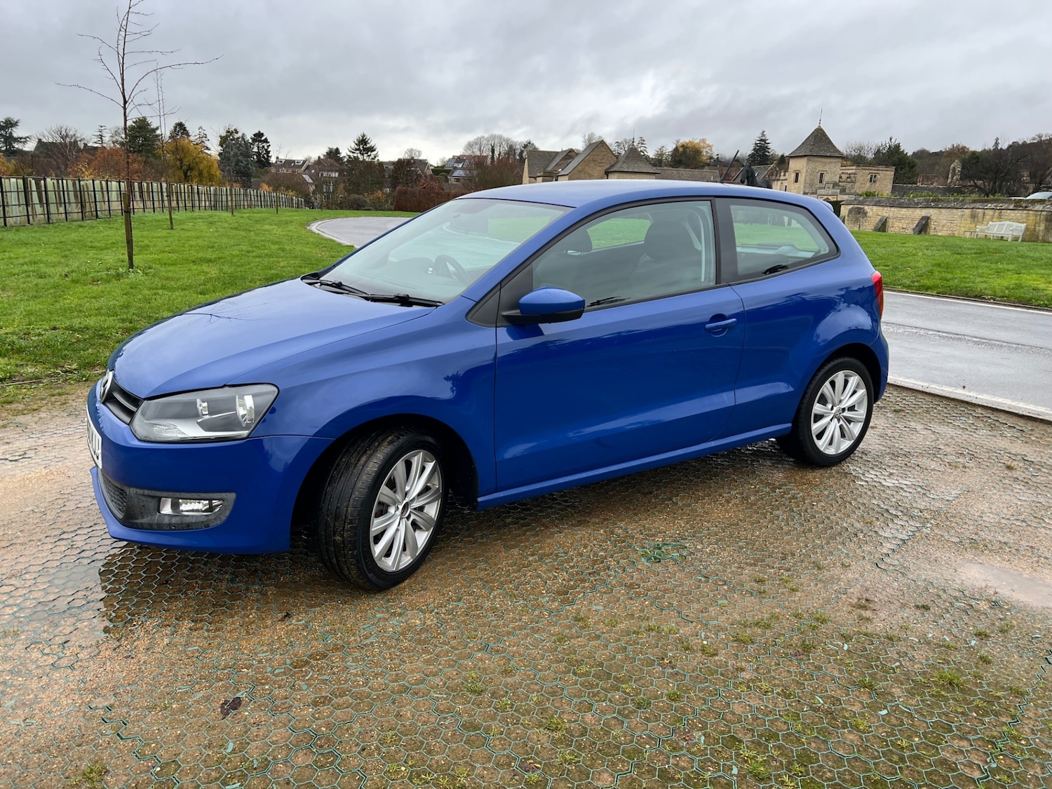 Used Volkswagen Polo 2010 for sale - 76848869: Photo 11