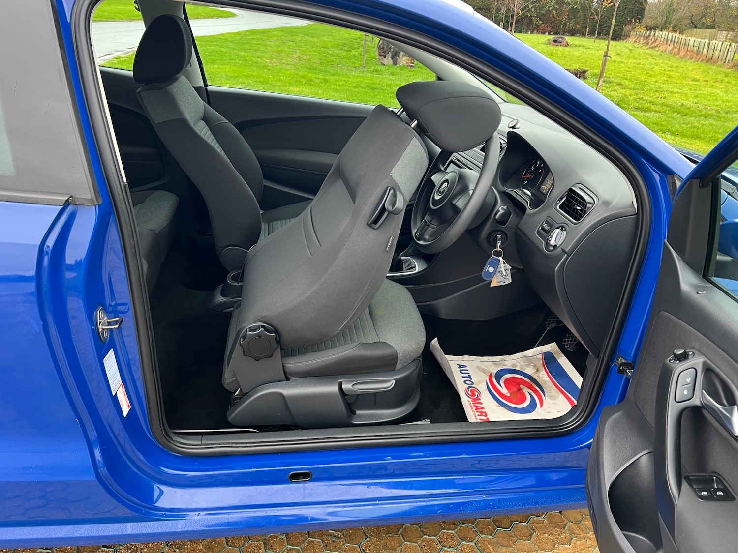 Used Volkswagen Polo 2010 for sale - 76848869: Photo 17