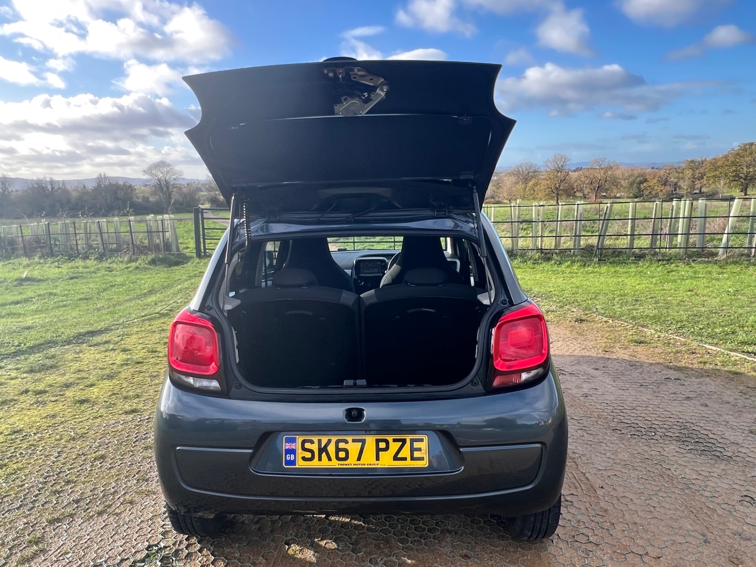 Used Citroen C1 2017 for sale - 76746275: Photo 16