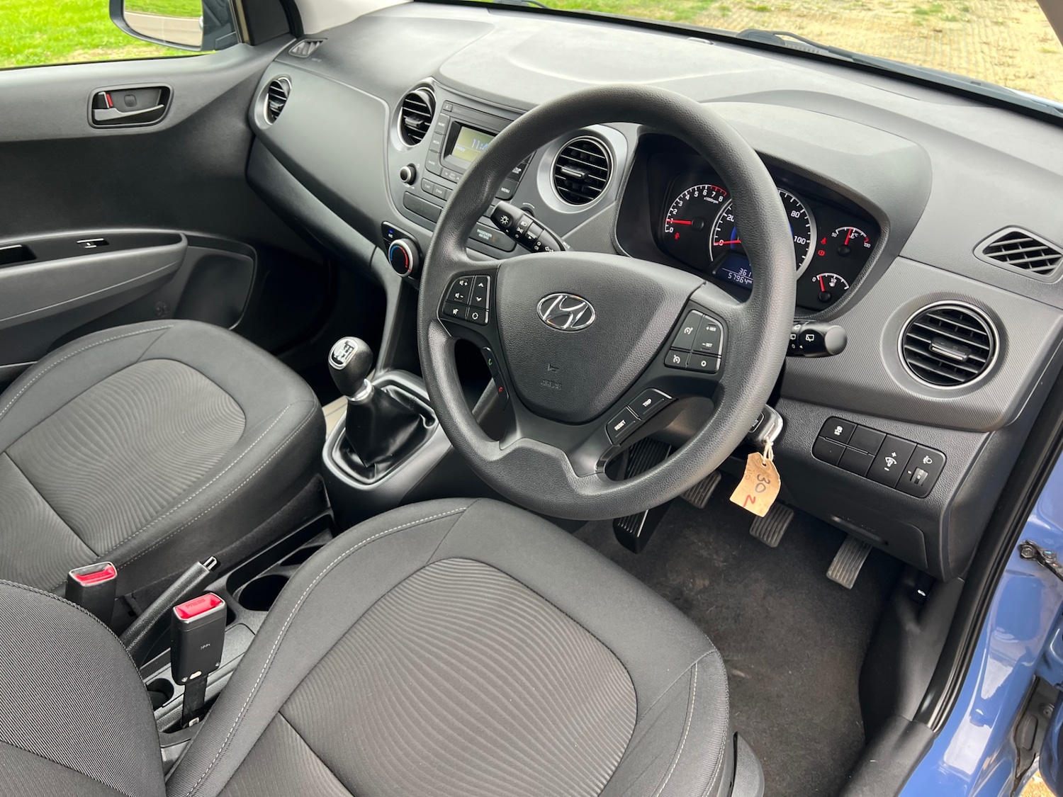 Used Hyundai i10 2017 for sale - 76305716: Photo 20