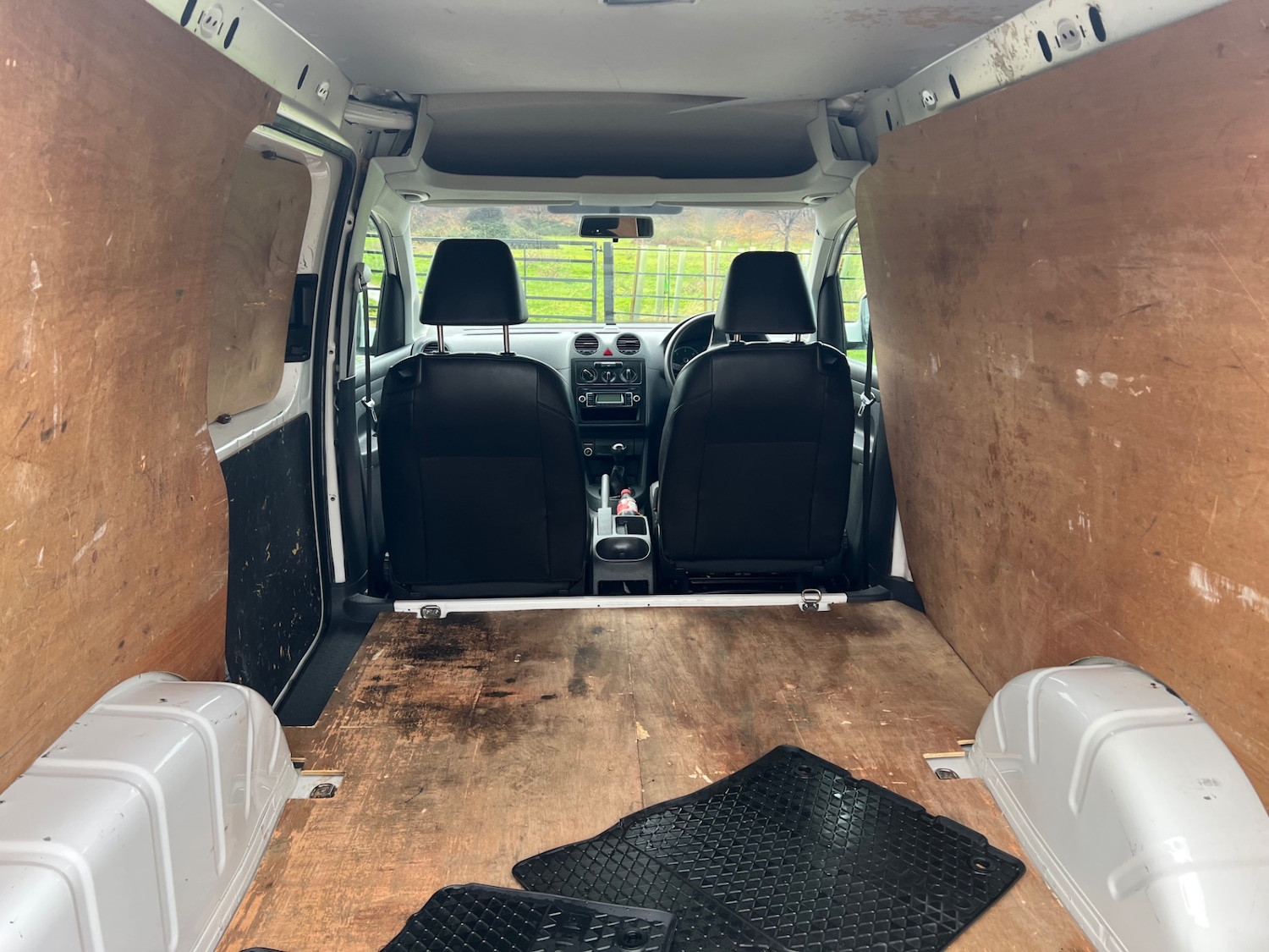 Used Volkswagen Caddy 2010 for sale - 76931674: Photo 8