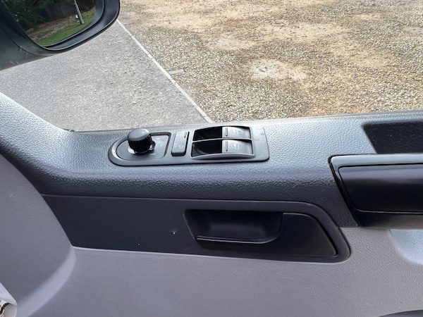 Used Volkswagen Transporter 2012 for sale - 76174330: Photo 17