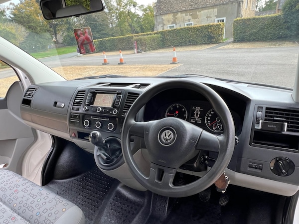 Used Volkswagen Transporter 2012 for sale - 76174330: Photo 23