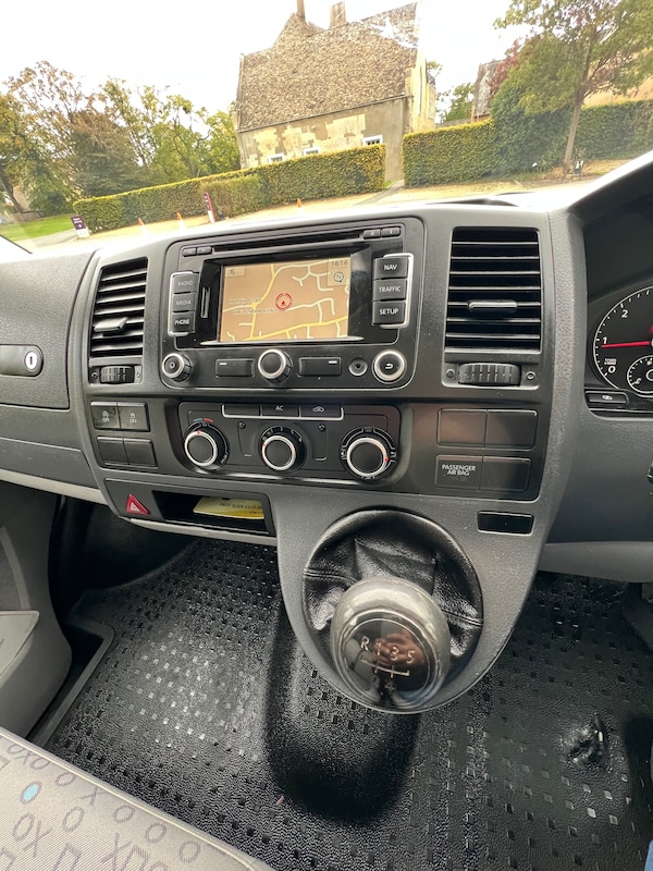 Used Volkswagen Transporter 2012 for sale - 76174330: Photo 38