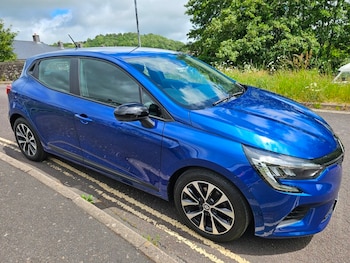 Used Renault Clio 2023 for sale - 78750042: Photo