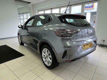 Used Renault Clio 2025 for sale - 78598881: Photo