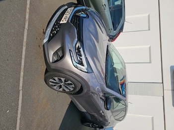 Used Renault Captur 2023 for sale - 79047150: Photo