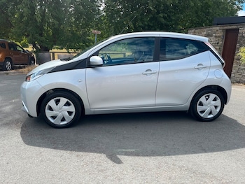 Used Toyota AYGO 2016 for sale - 79385611: Photo