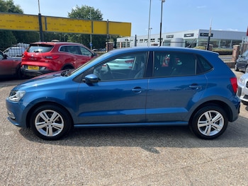 Used Volkswagen Polo 2017 for sale - 75601519: Photo