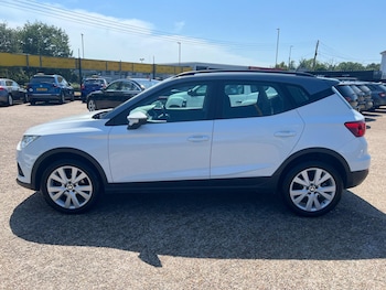 Used SEAT Arona 2018 for sale - 79201799: Photo
