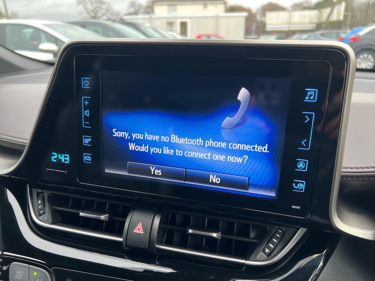 Used Toyota C-HR 2018 for sale - 76926142: Photo 26