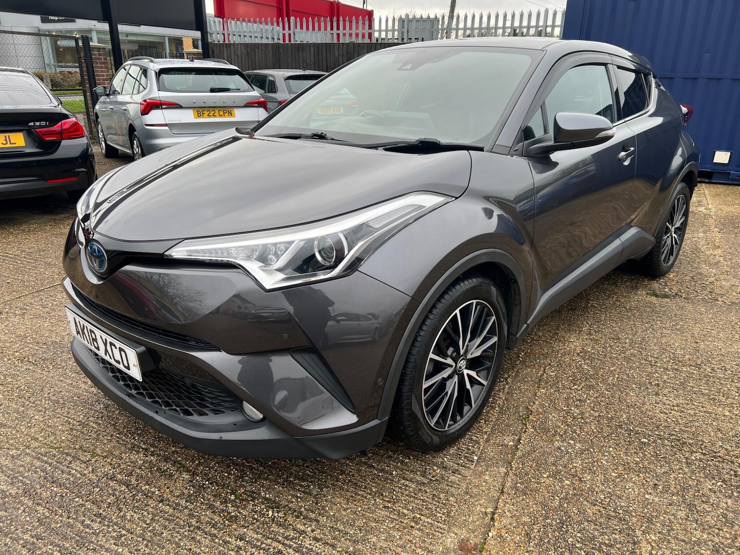 Used Toyota C-HR 2018 for sale - 76926142: Photo 3