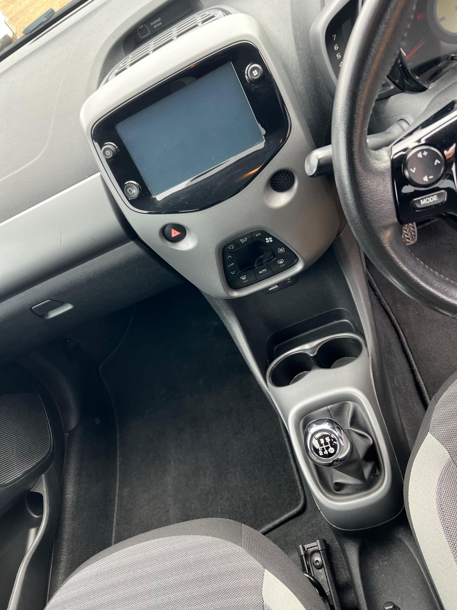 Used Toyota AYGO for sale - 77704629: Photo 24