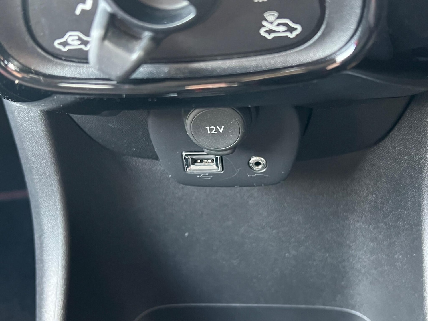 Vehicle 28