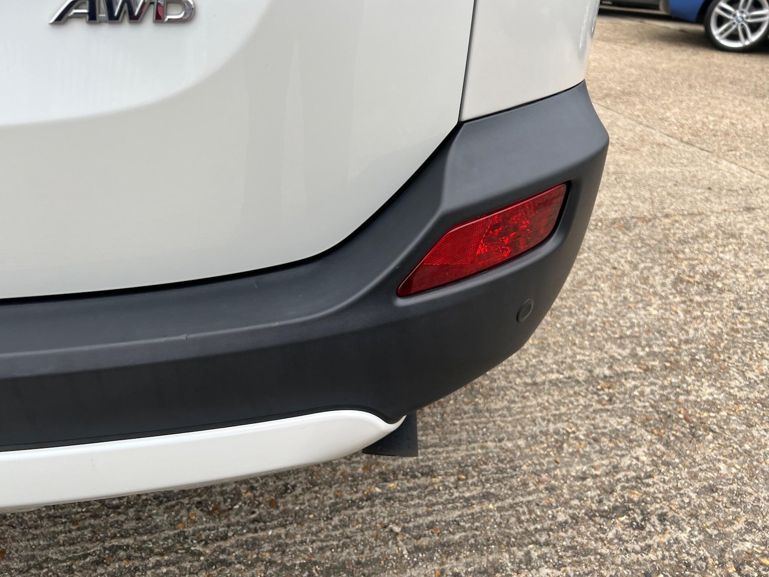 Used Toyota RAV4 2015 for sale - 76238993: Photo 10