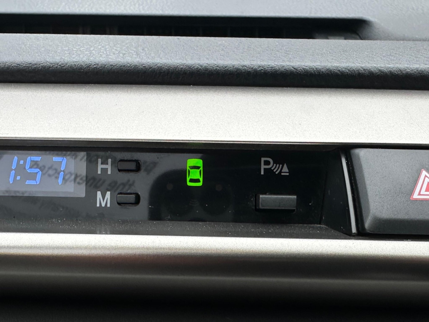 Used Toyota RAV4 2015 for sale - 76238993: Photo 29