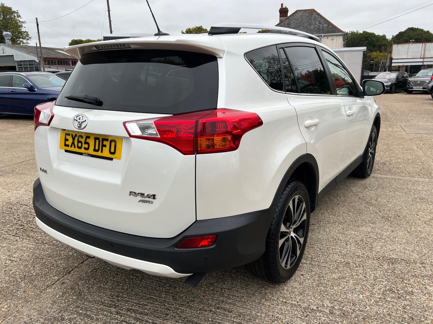 Used Toyota RAV4 2015 for sale - 76238993: Photo 7