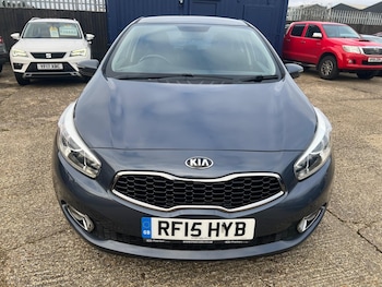 Used Kia Ceed 2015 for sale - 77278996: Photo
