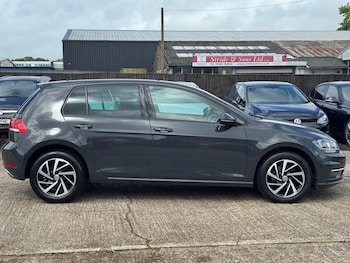 Used Volkswagen Golf 2019 for sale - 78636045: Photo