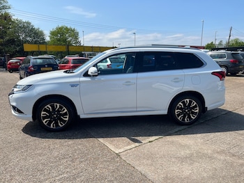 Used Mitsubishi Outlander 2017 for sale - 78549252: Photo