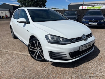 Used Volkswagen Golf 2015 for sale - 79158178: Photo