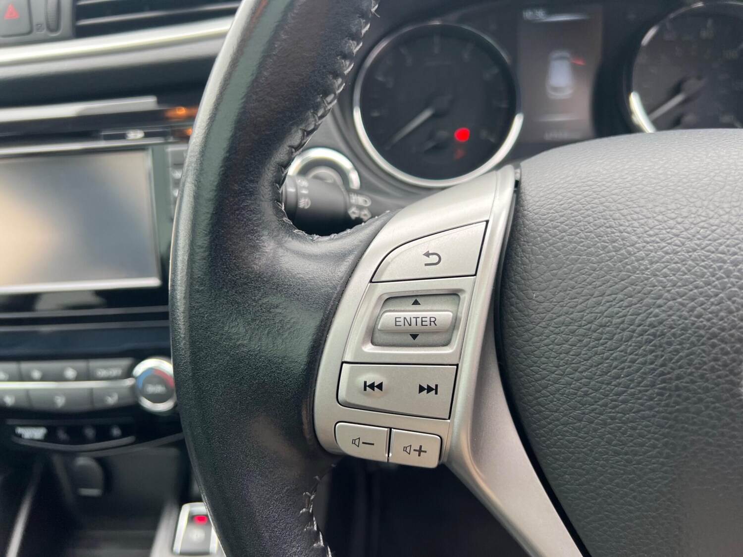 Used Nissan Qashqai 2015 for sale - 78170987: Photo 16