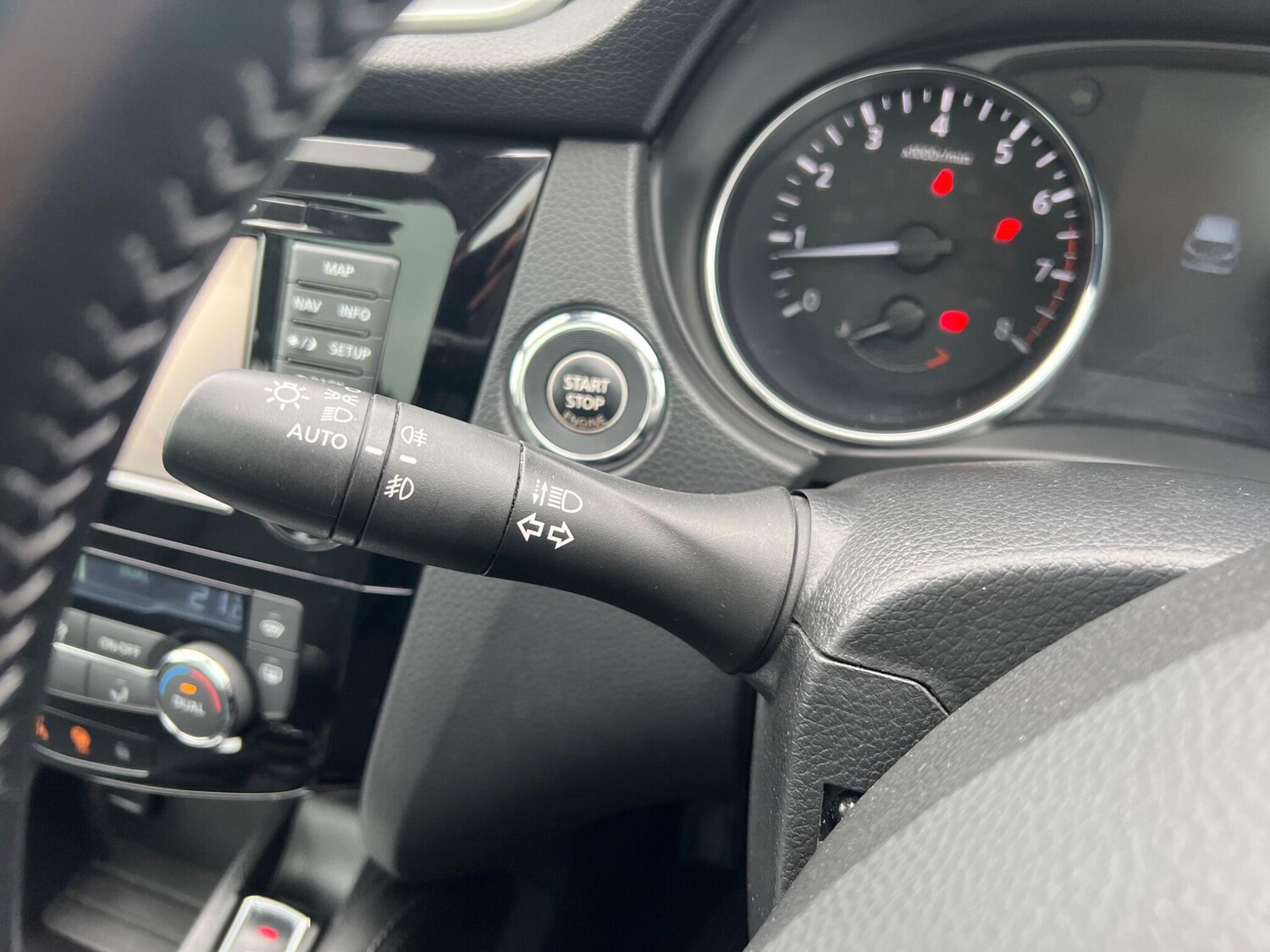 Used Nissan Qashqai 2015 for sale - 78170987: Photo 18