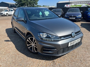 Used Volkswagen Golf 2019 for sale - 79159090: Photo
