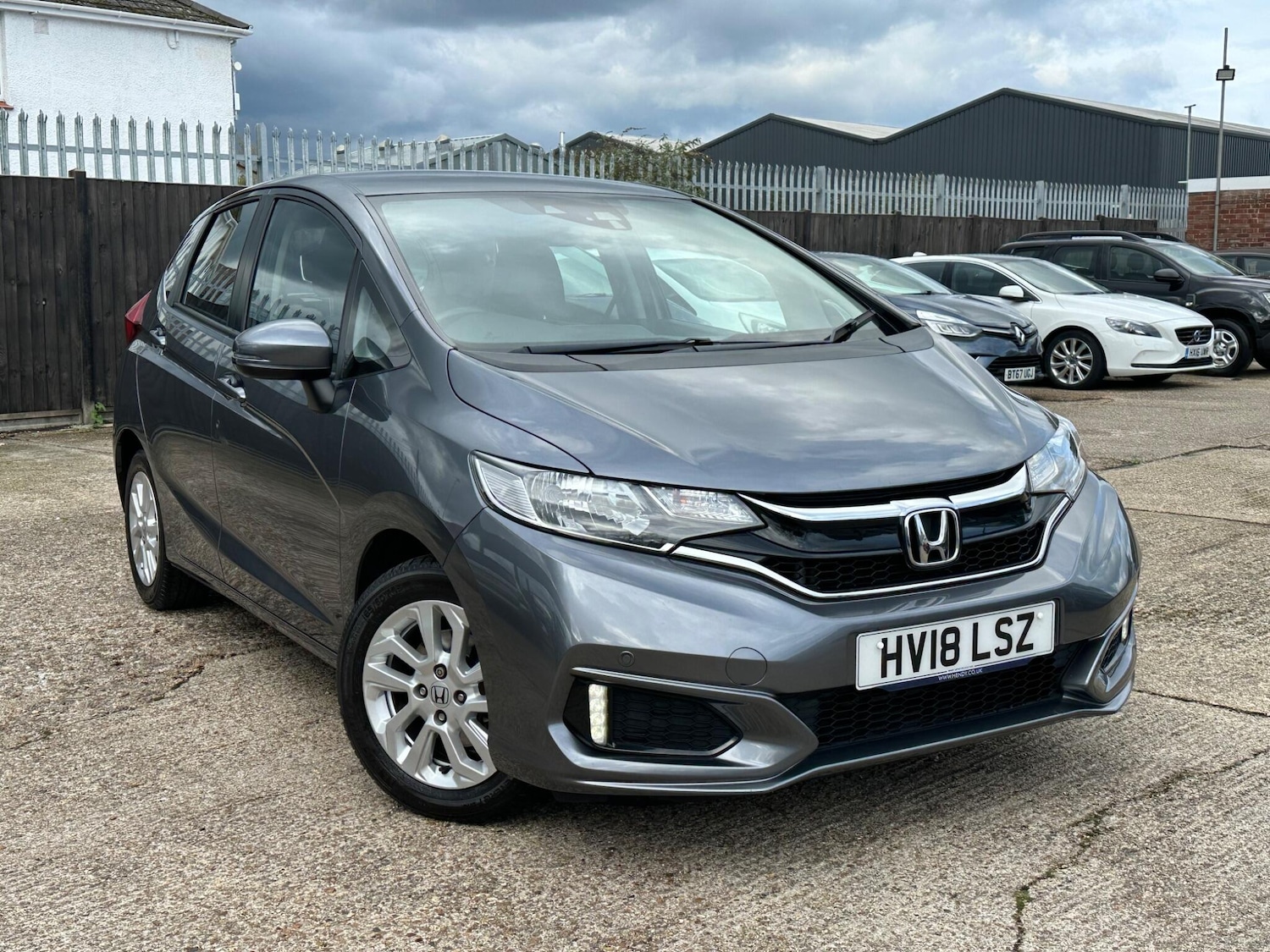Used Honda Jazz 2018 for sale - 76360099: Photo 1