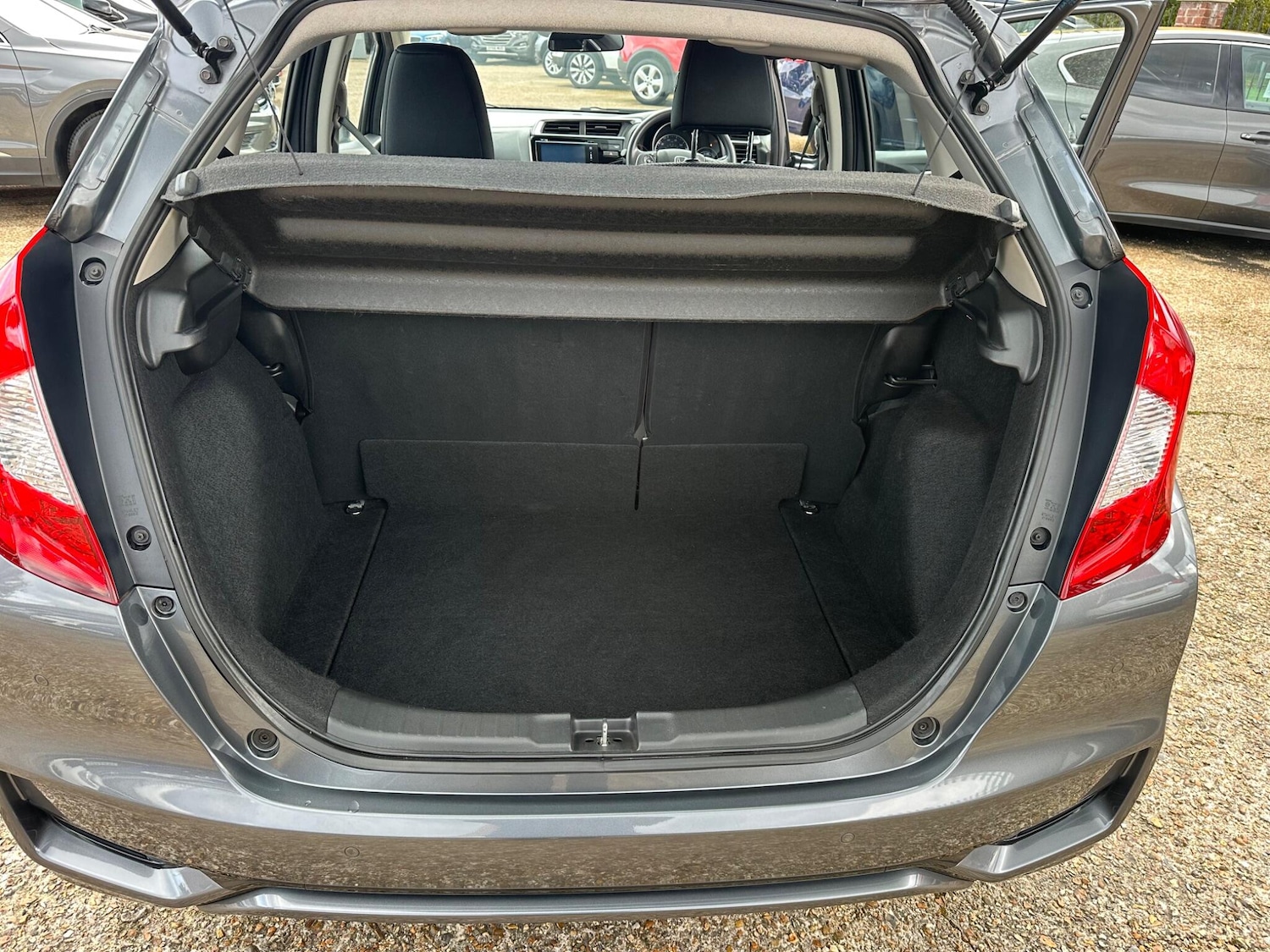 Used Honda Jazz 2018 for sale - 76360099: Photo 12
