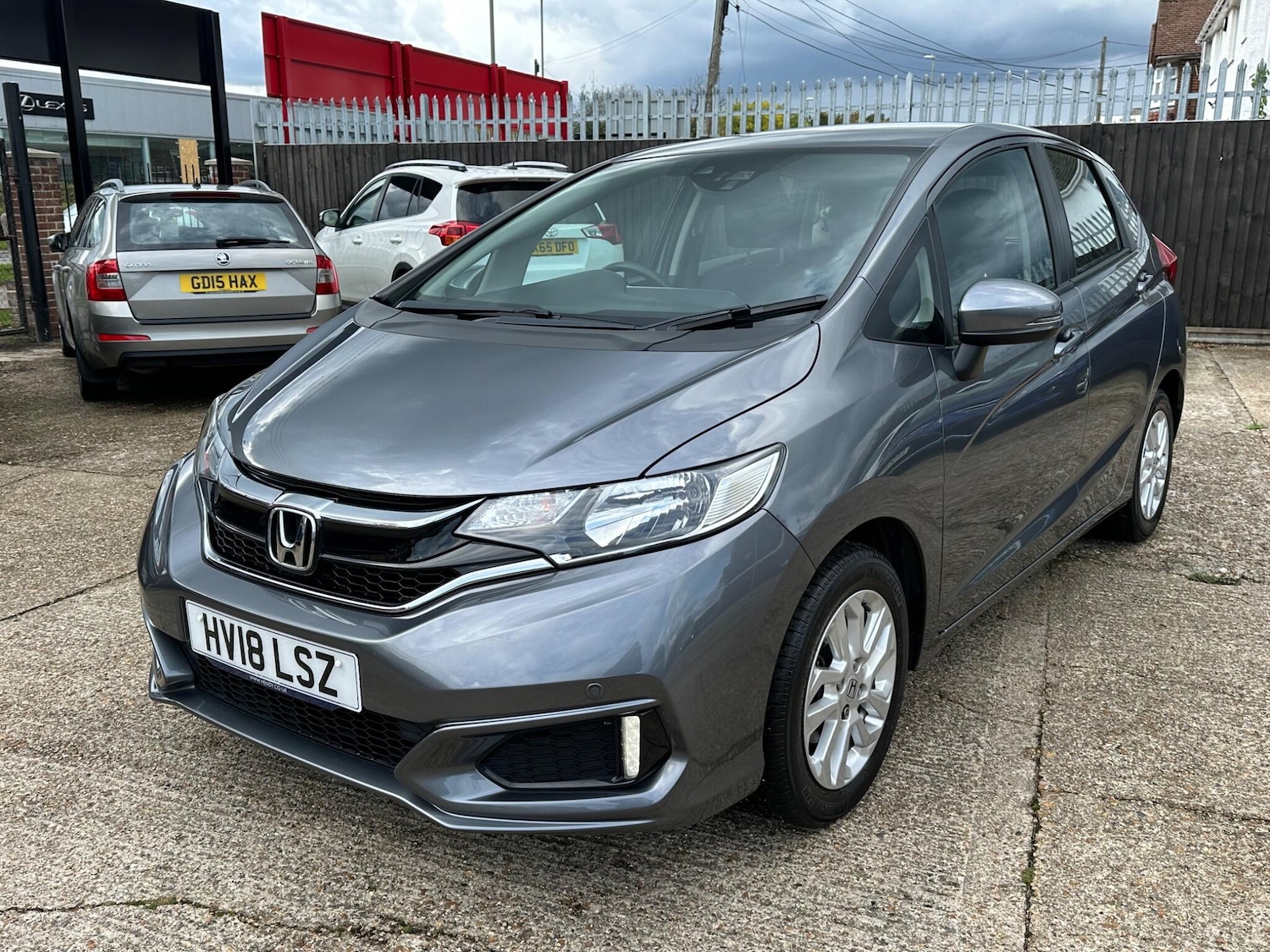 Used Honda Jazz 2018 for sale - 76360099: Photo 3