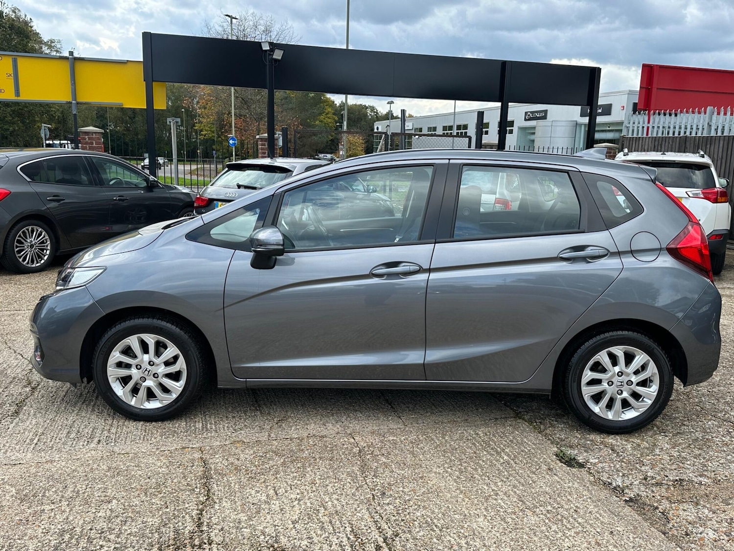 Used Honda Jazz 2018 for sale - 76360099: Photo 4