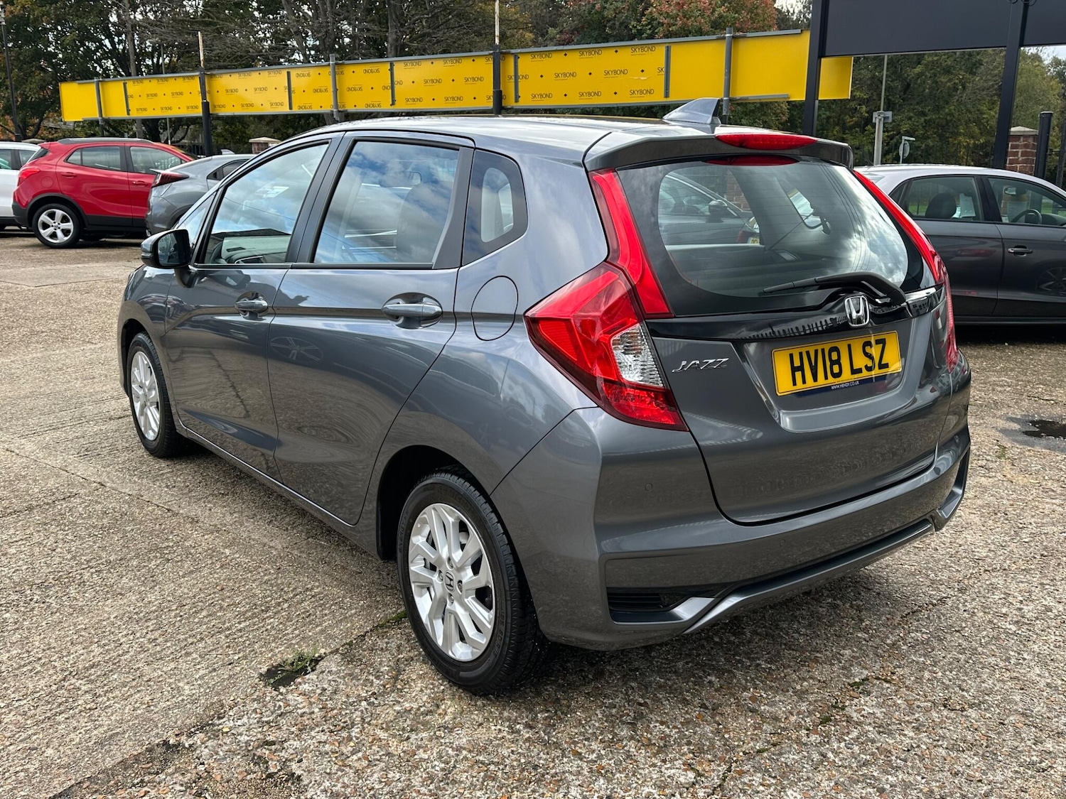 Used Honda Jazz 2018 for sale - 76360099: Photo 5