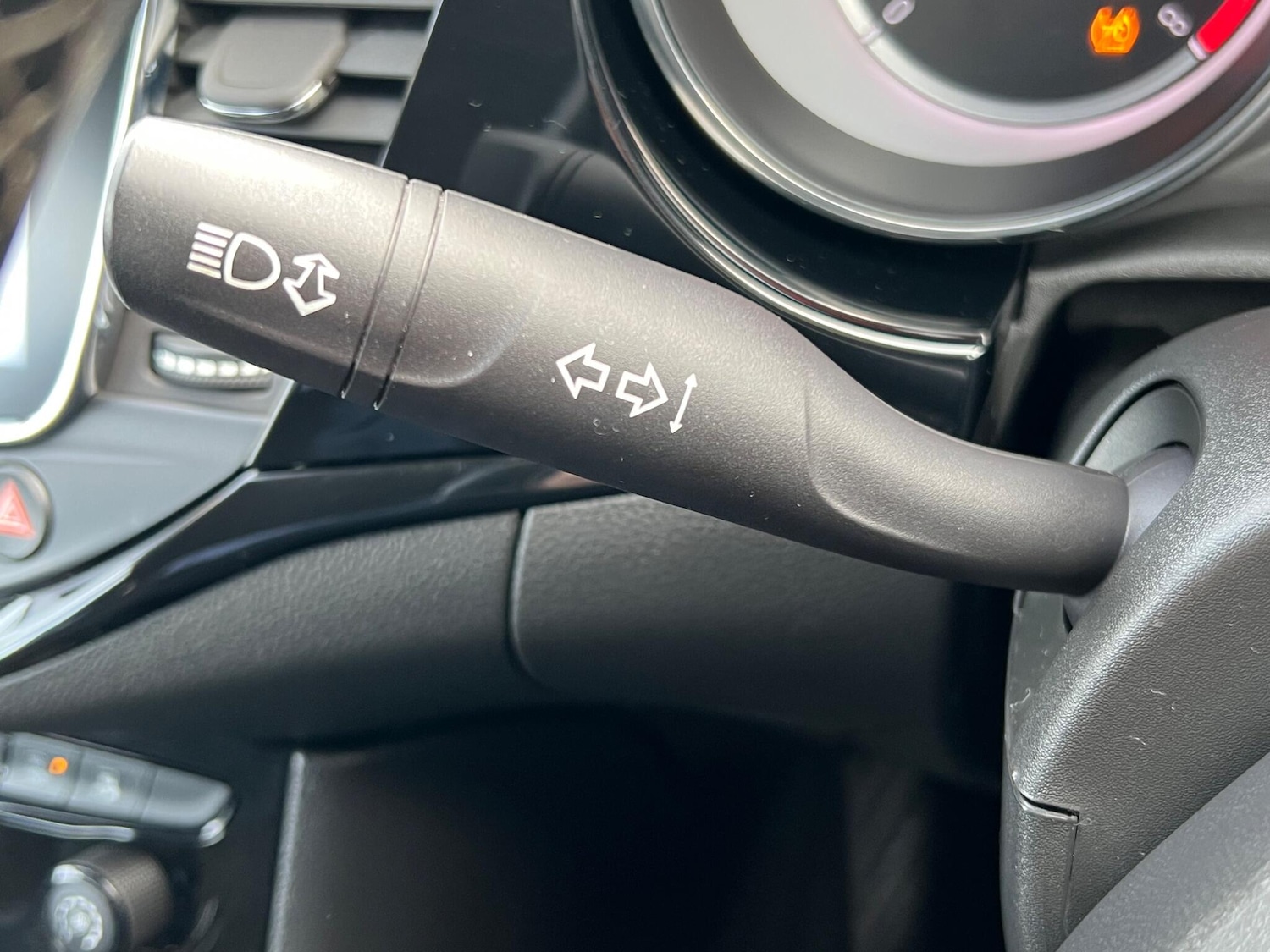 Used Vauxhall Astra 2018 for sale - 77439825: Photo 18